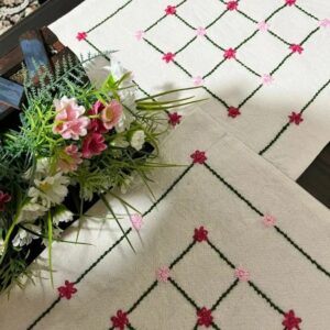 رومیزی برای میز عسلی جفت